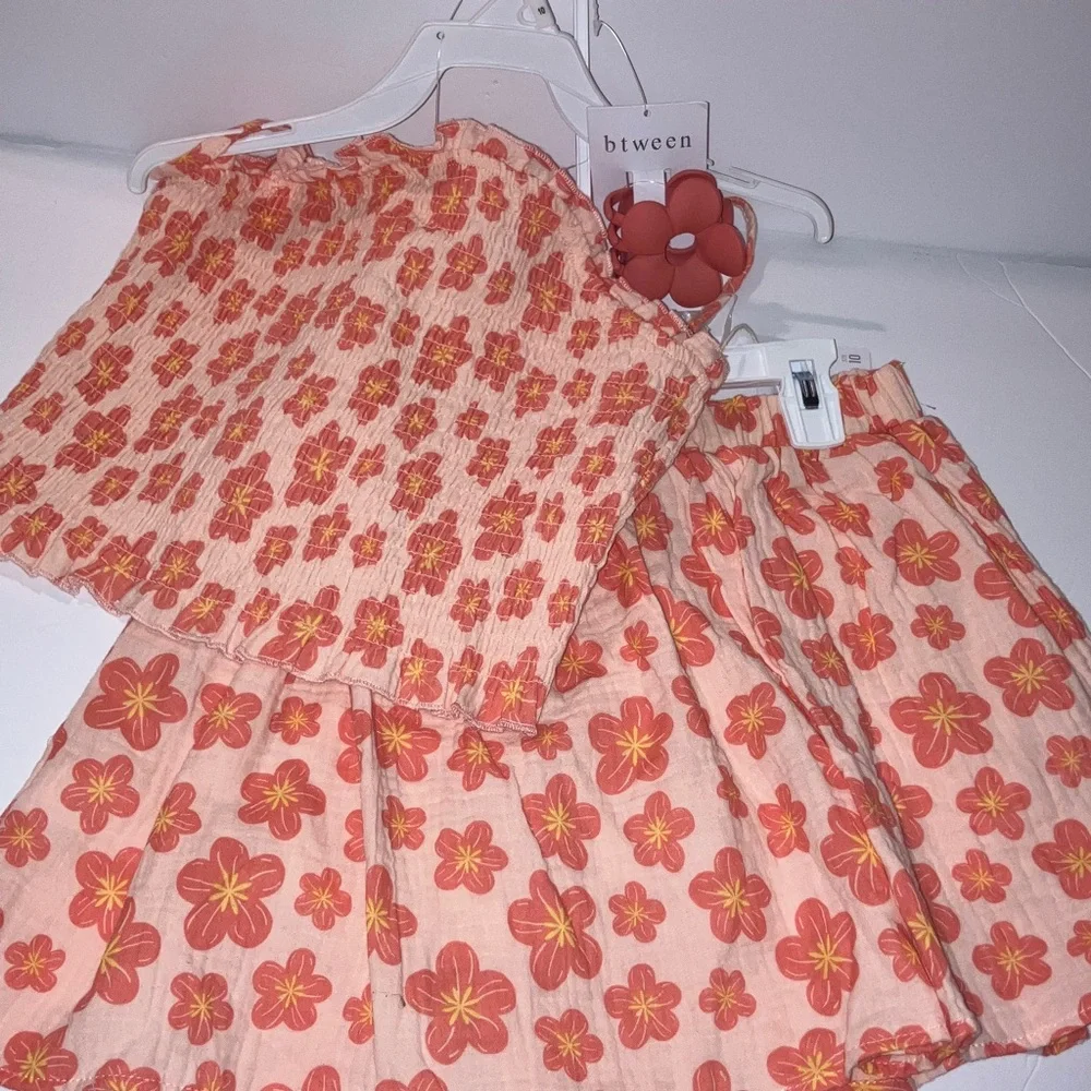 btween Pink and Orange Floral Matching Tank and‎ Skort Set with Hair Clip